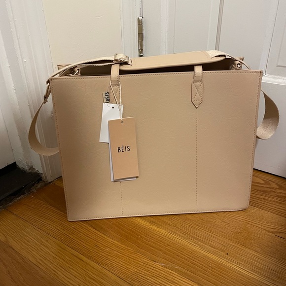 Béis Work Tote in Beige - Picture 2 of 5